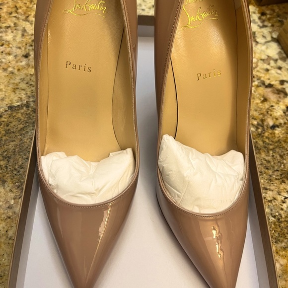 Christian Louboutin, Paris, High Heels - Picture 2 of 6